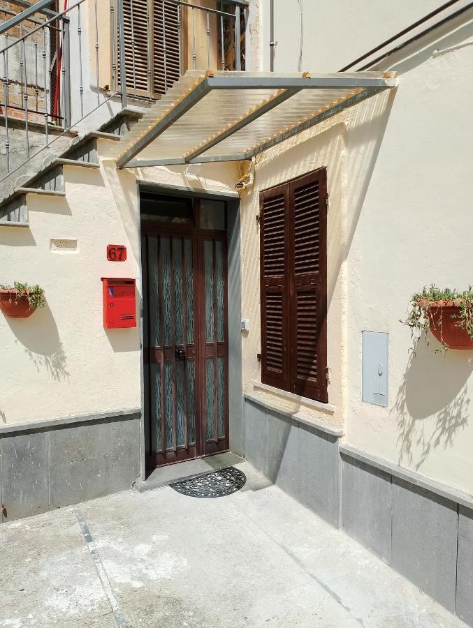 Casa Vacanze Le Cannelle Montefiascone Exterior photo